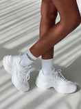 Lourdasprec- Madelyn Sneakers White