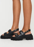 Lourdasprec- Helzel Sandals Black