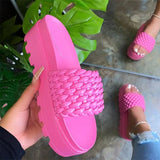 Christmas Gift 2022 Summer Slippers Women Fashion New Flat Female Slippers Platform Gear Shoes Pen Toed Flip Flops High Quality Women Shoes