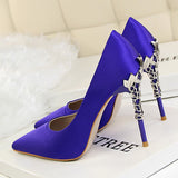 Graduation Gift Big Sale Metal Carved Thin Heel High Heels Pumps Women Shoes 2022 Sexy Pointed Toe Ladies Shoes Fashion Candy Colors Wedding Shoes Woman